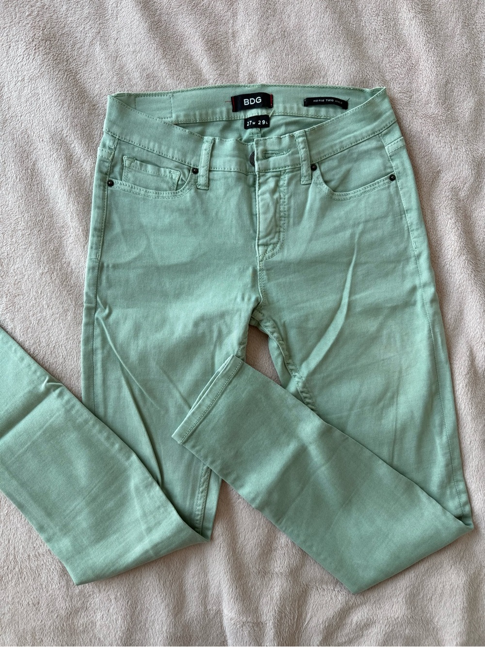 BDG Mint Green Mid-Rise Skinny Jeans - Women